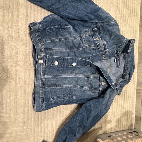 Jean jacket - Picture 2 of 3